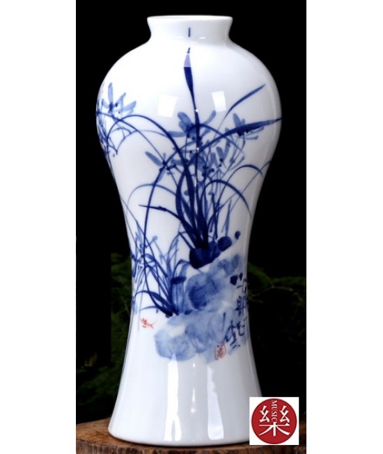 青花手繪蘭花 小花瓶